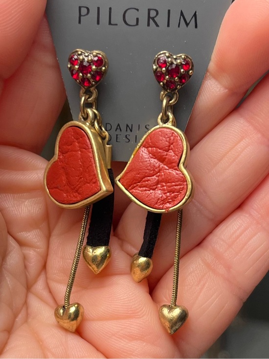 Pilgrim Jewelry - Pilgrim Red Heart Dangle Earrings with Gold Accents
